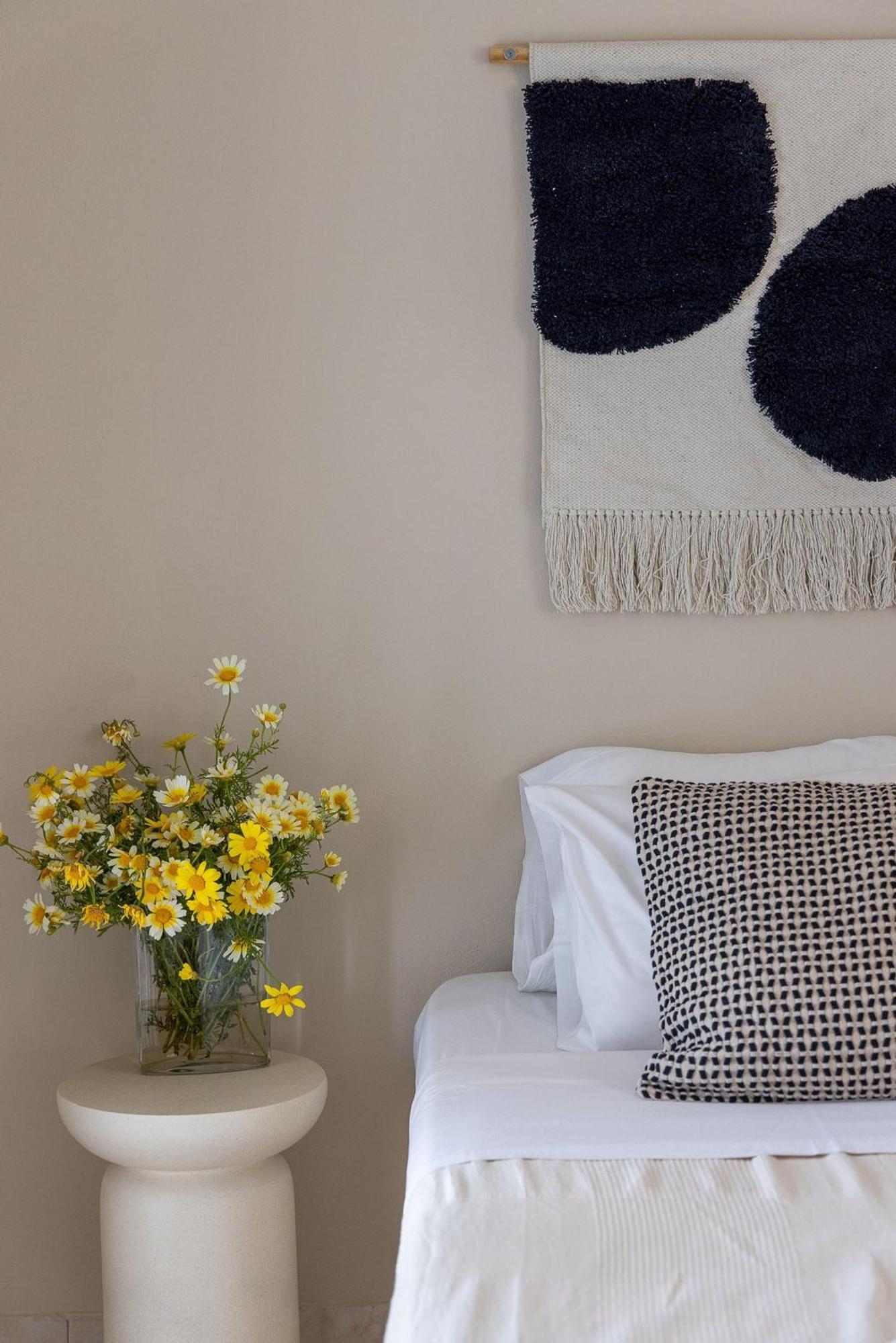 Noe Rooms In Center Of Tinos ภายนอก รูปภาพ
