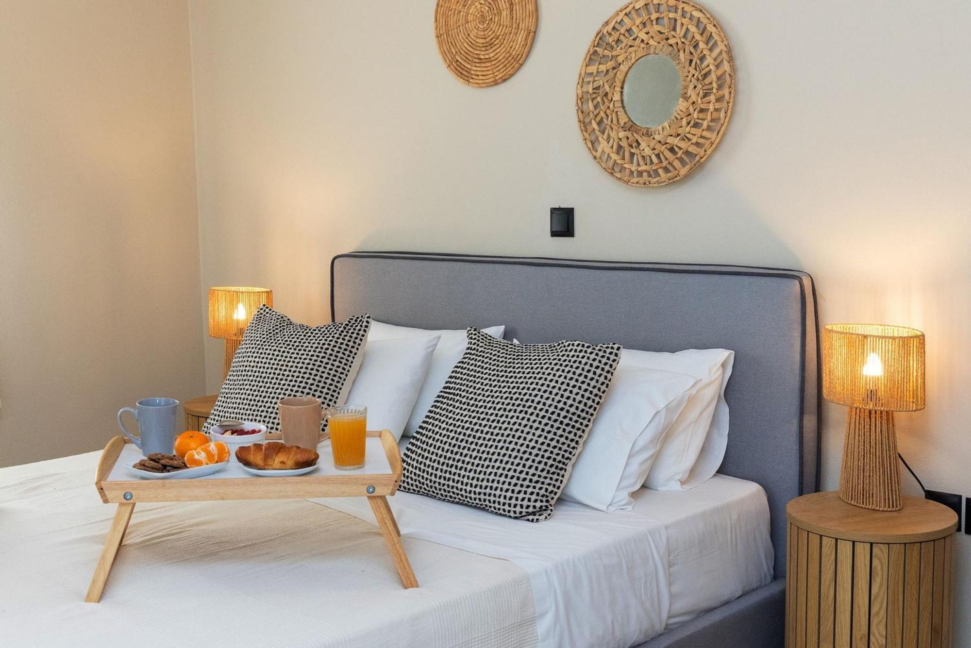 Noe Rooms In Center Of Tinos ภายนอก รูปภาพ